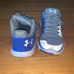 💙 UNDER ARMOUR RUNNING SHOES 💙